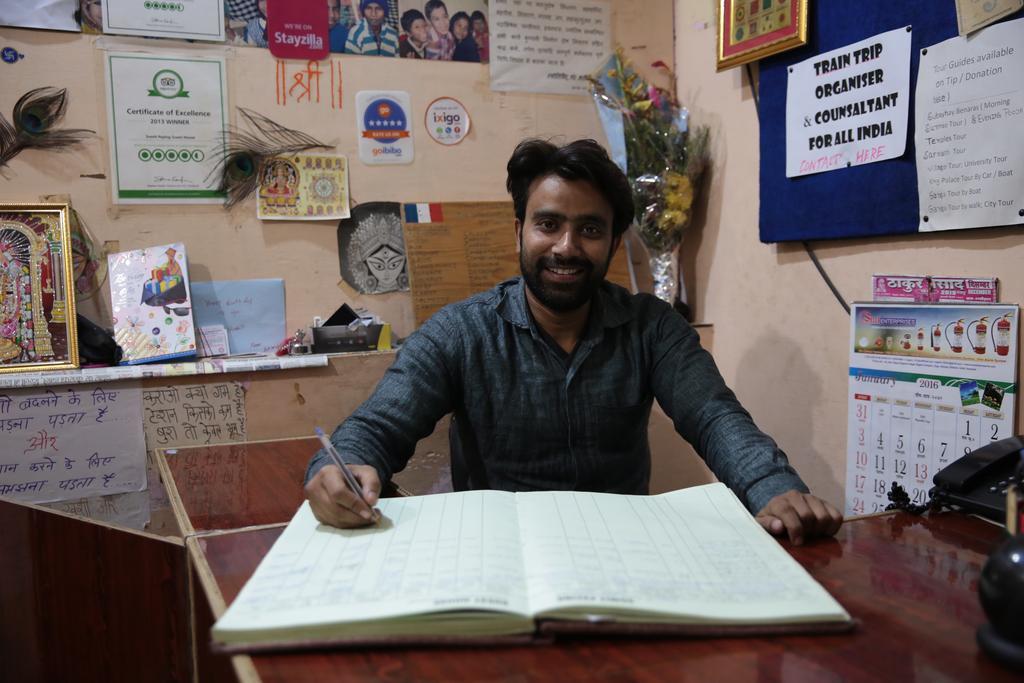 Somit Paying Guest House Benares Buitenkant foto