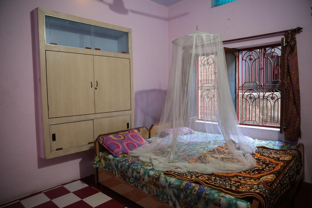 Somit Paying Guest House Benares Buitenkant foto