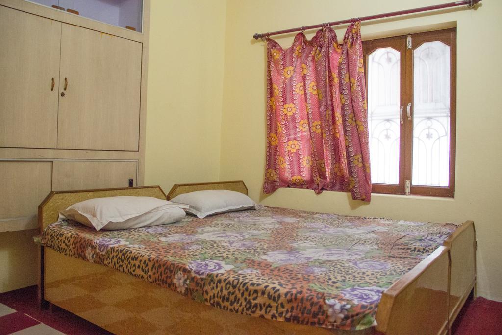 Somit Paying Guest House Benares Buitenkant foto